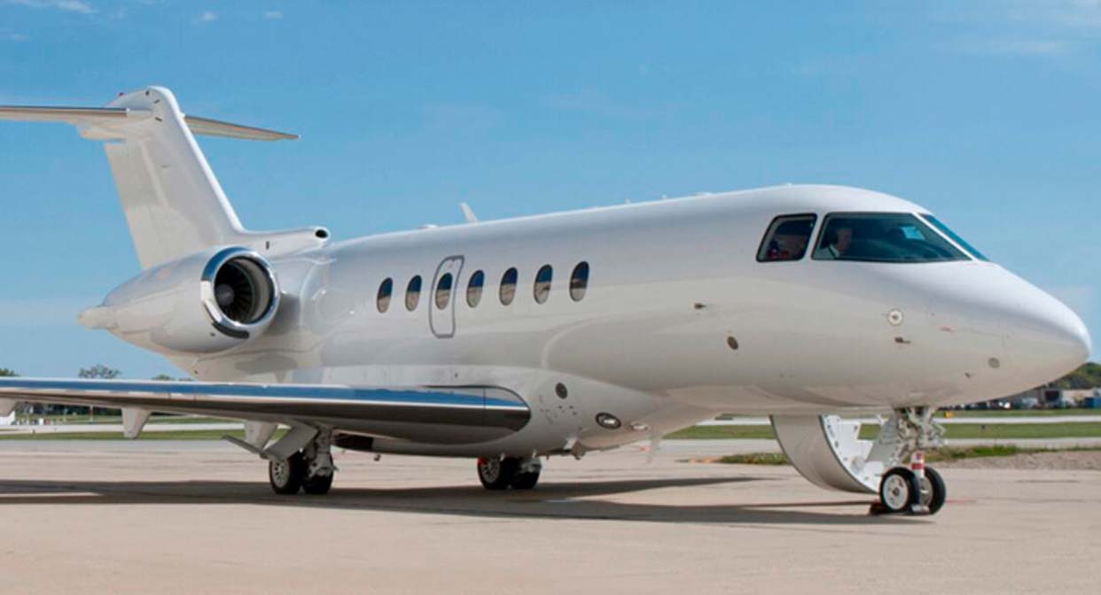 Hawker 4000